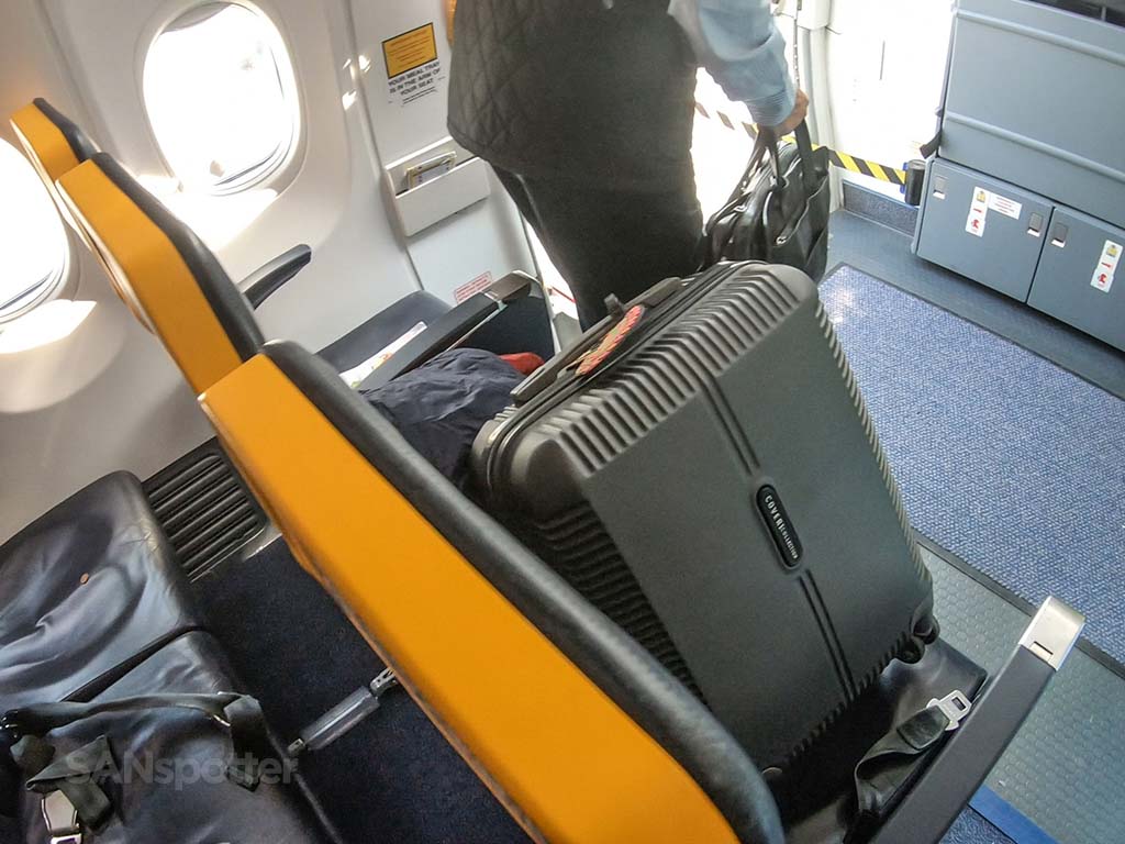 Ryanair reviews baggage sale