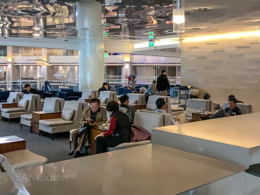 KAL lounge LAX interior