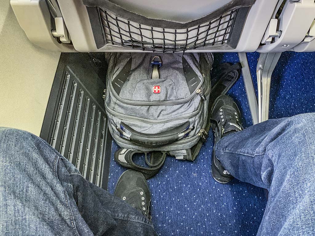 swiss gear carry on backpack under seat