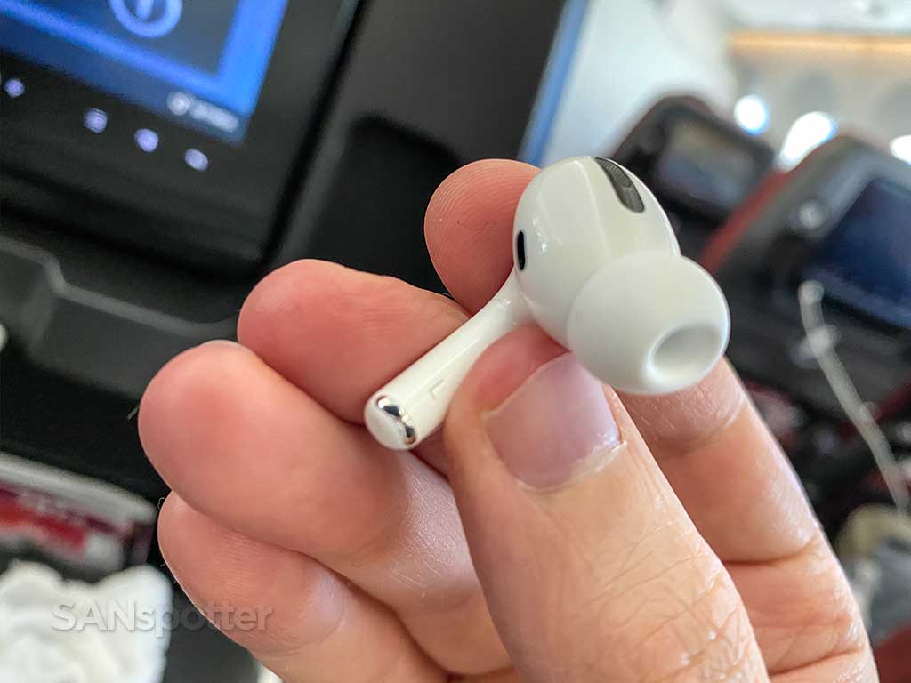 AirPods Pro for flying
