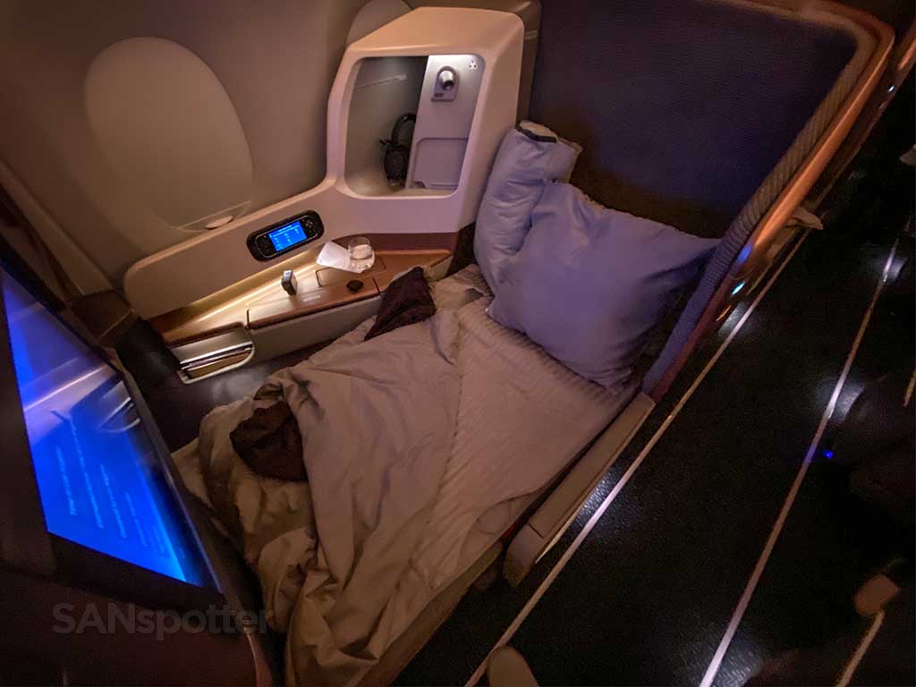 Singapore Airlines A350 Business Class lie flat seat
