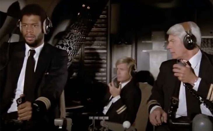 The 50 most hilarious Airplane! movie quotes (with loads of screenshots) –  SANspotter
