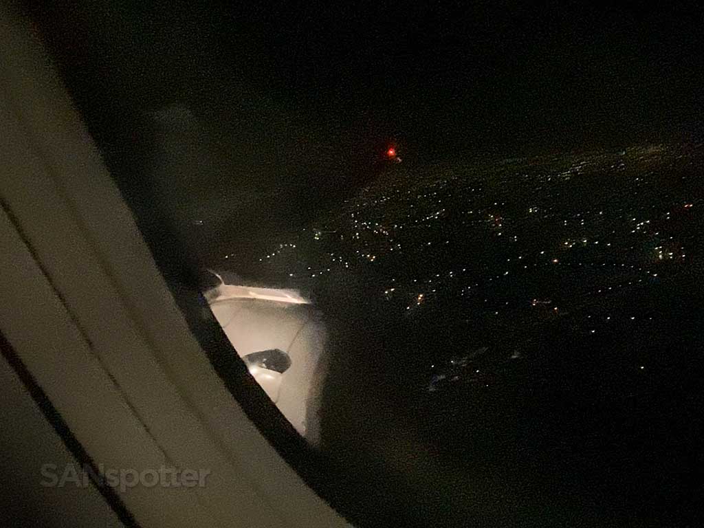 landing at TPE at night