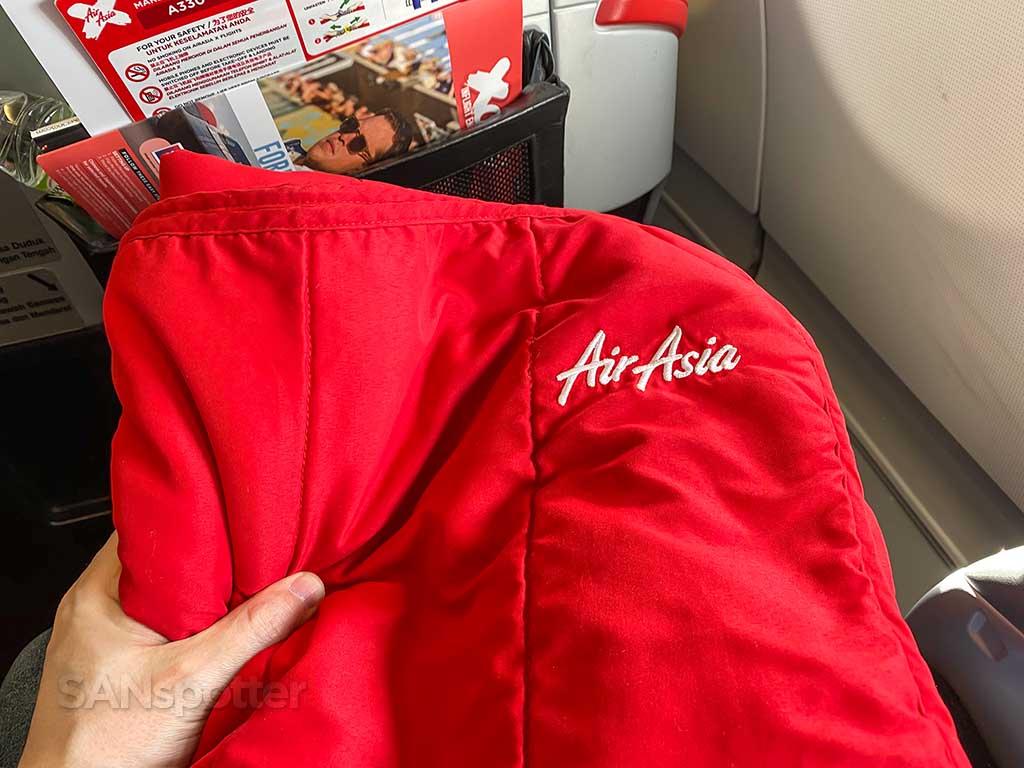 AirAsia X red blanket