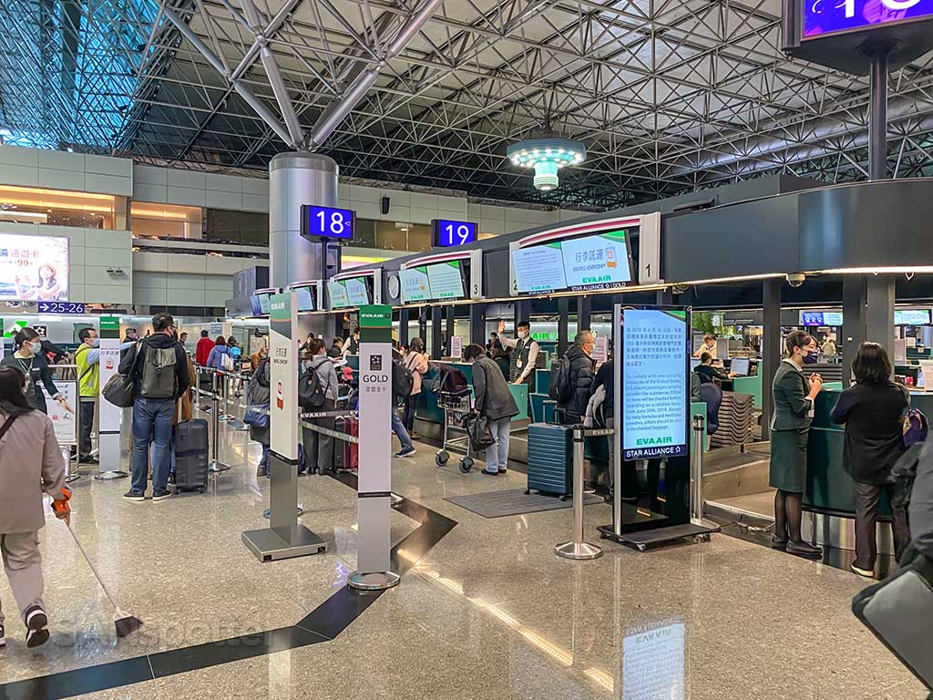 EVA Air check in Taipei terminal 2