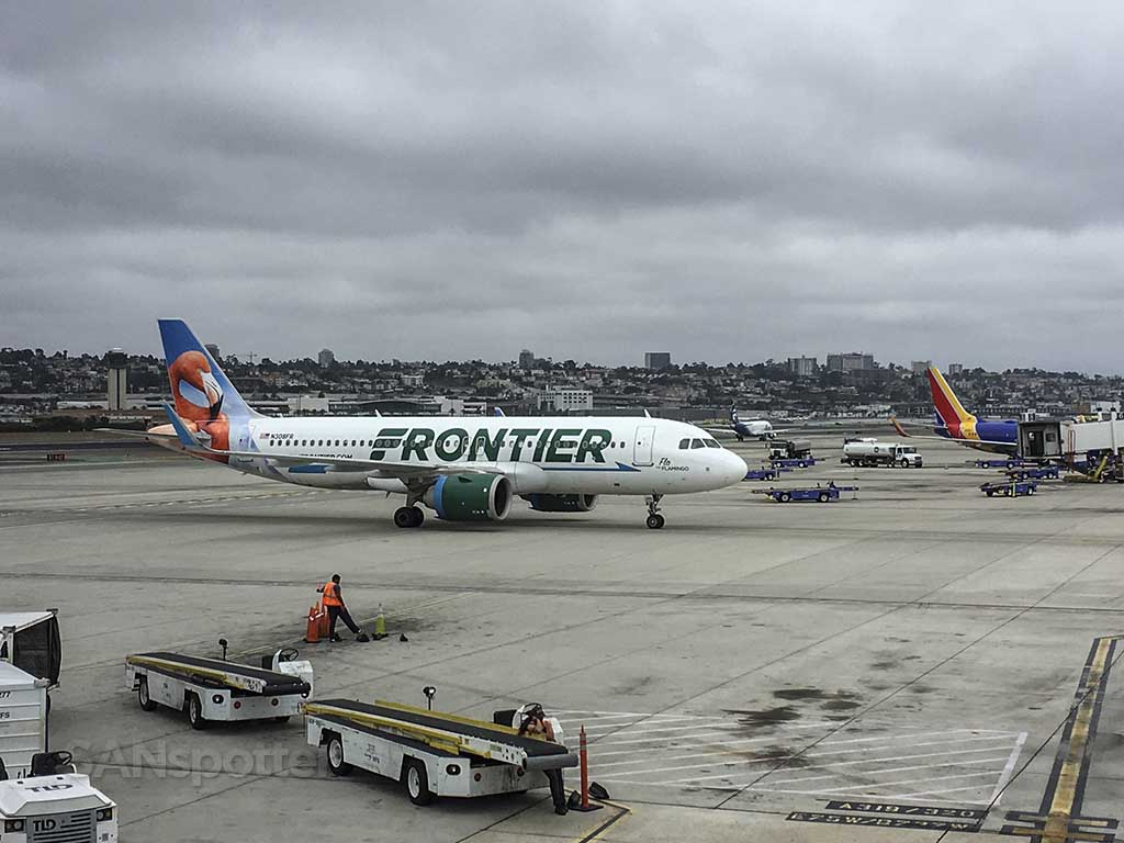 Frontier airlines San Diego airport