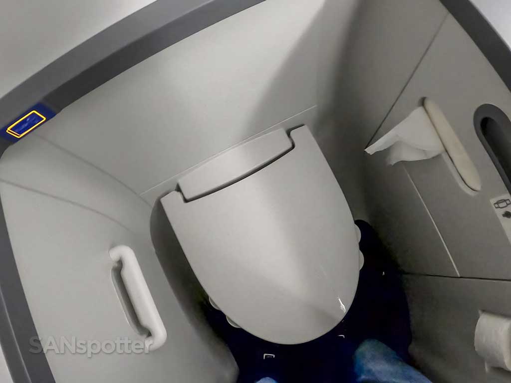 Alaska Airlines 737 MAX toilet 