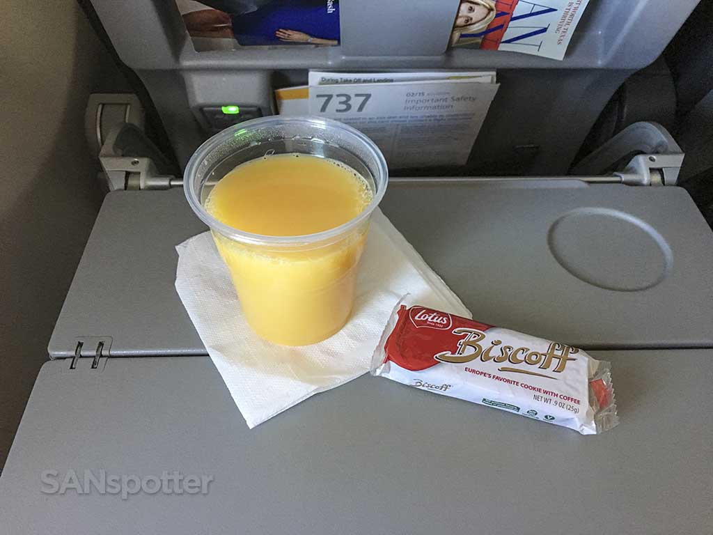 A typical snack on American Airlines