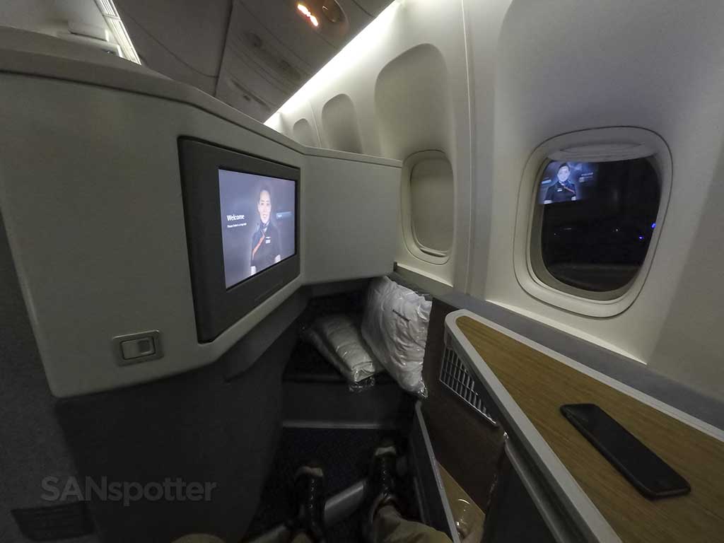 American Airlines 777-300 business class seat