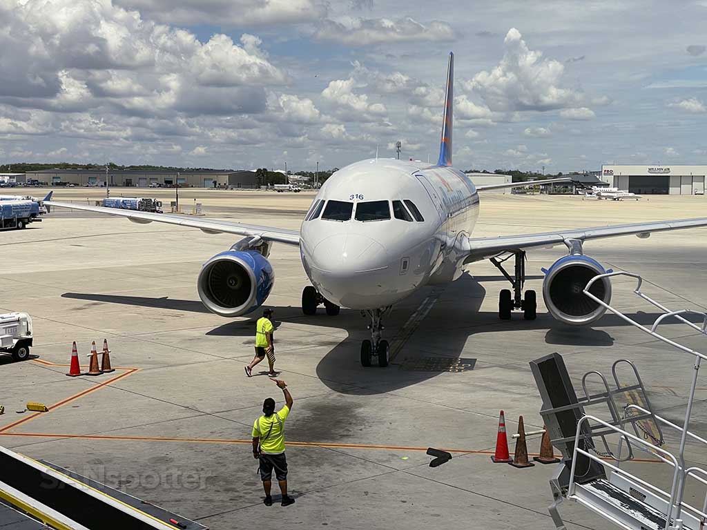 Allegiant Air A319