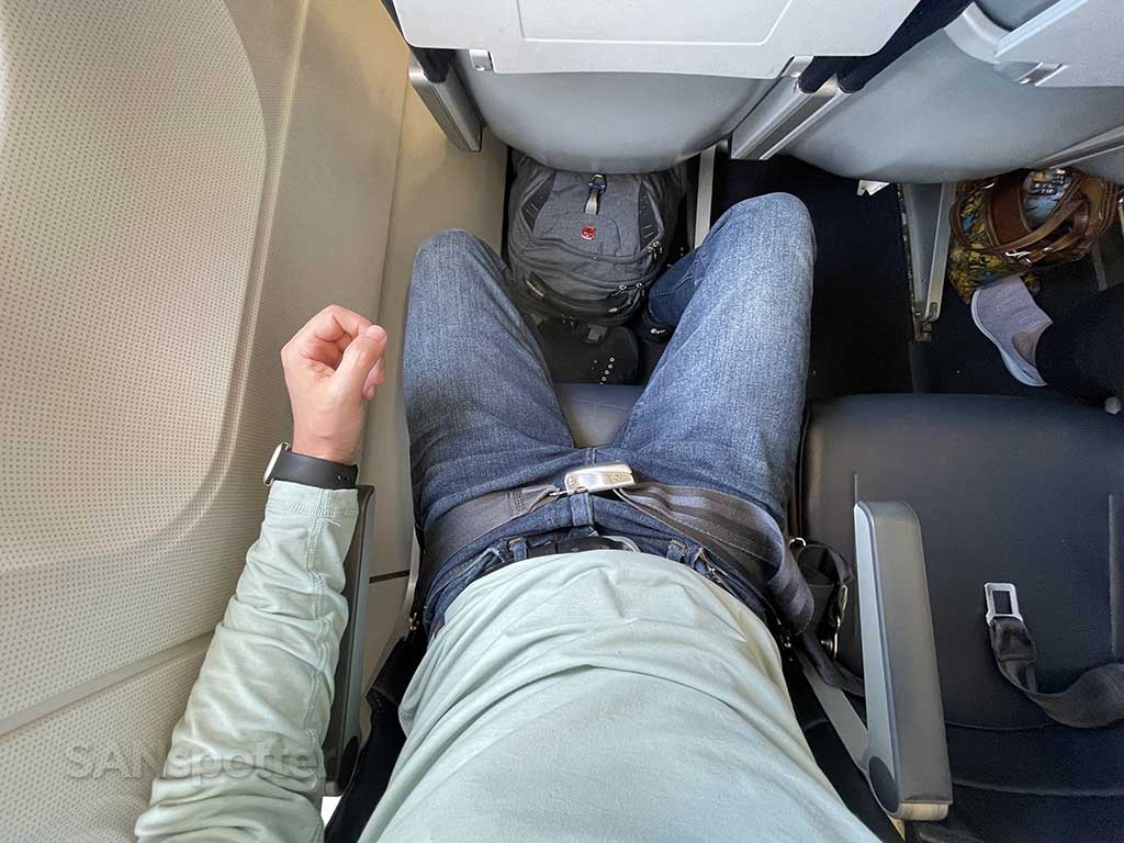Allegiant Air Legroom + leg room