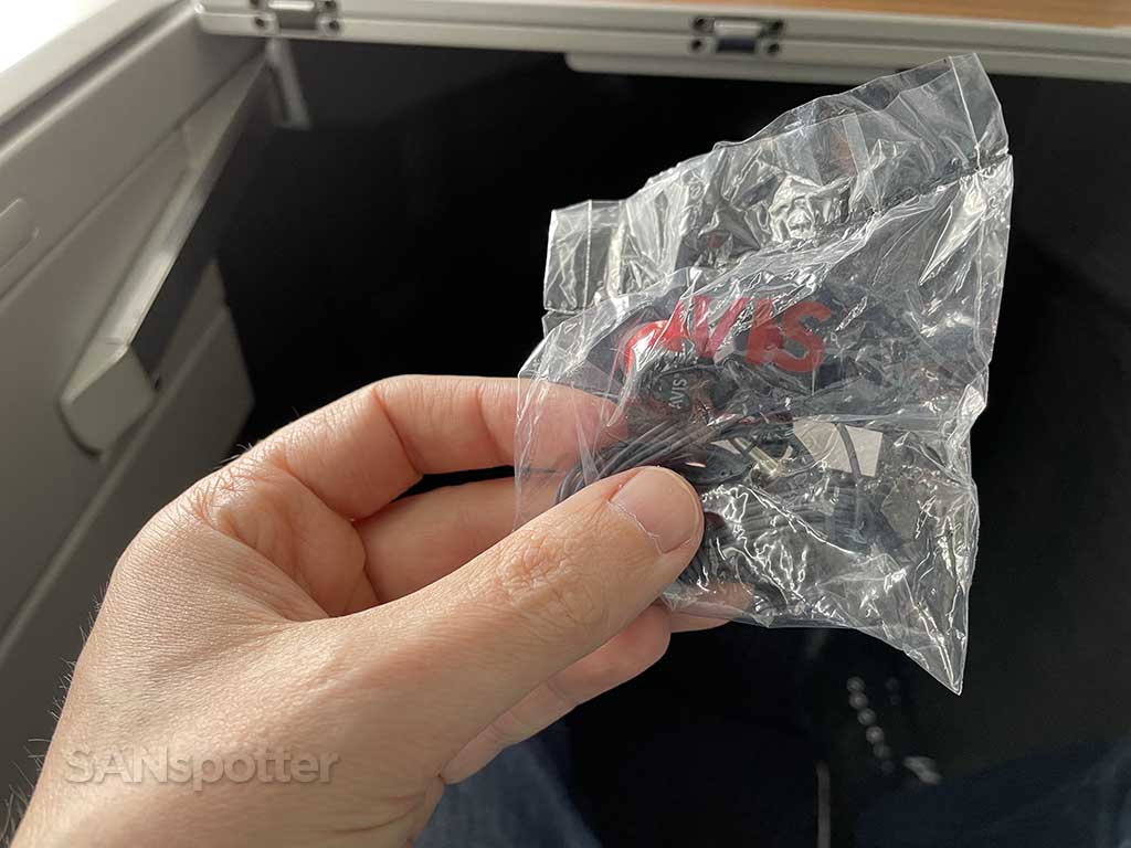 American Airlines earbuds