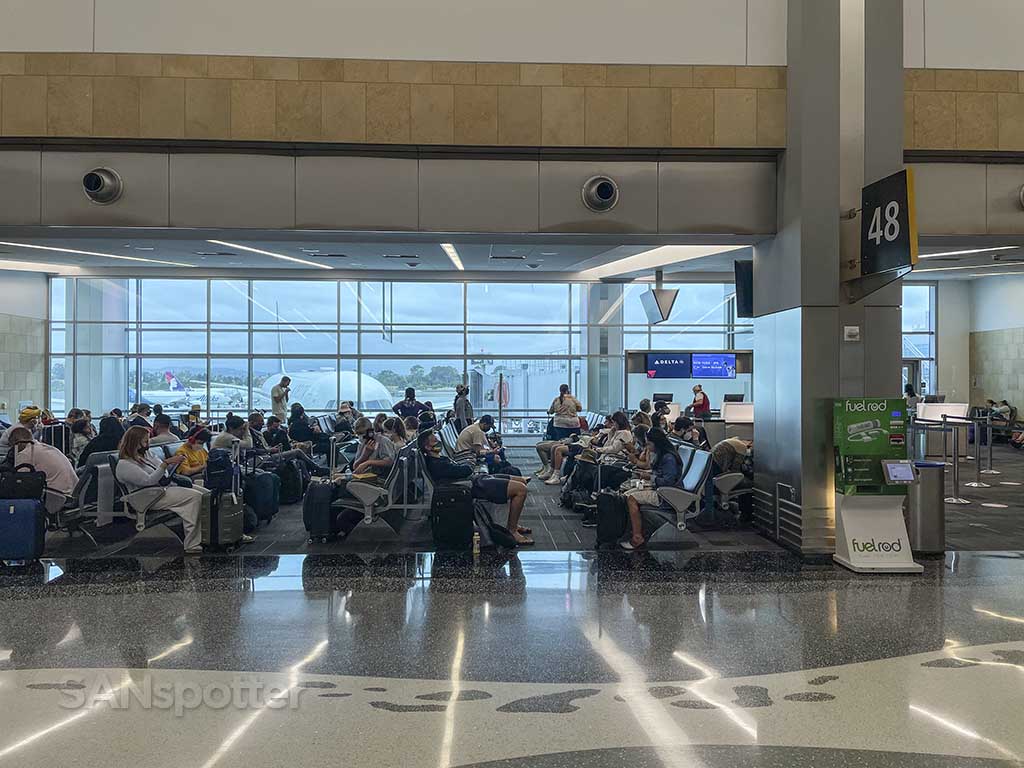Gate 48 terminals 2 SAN