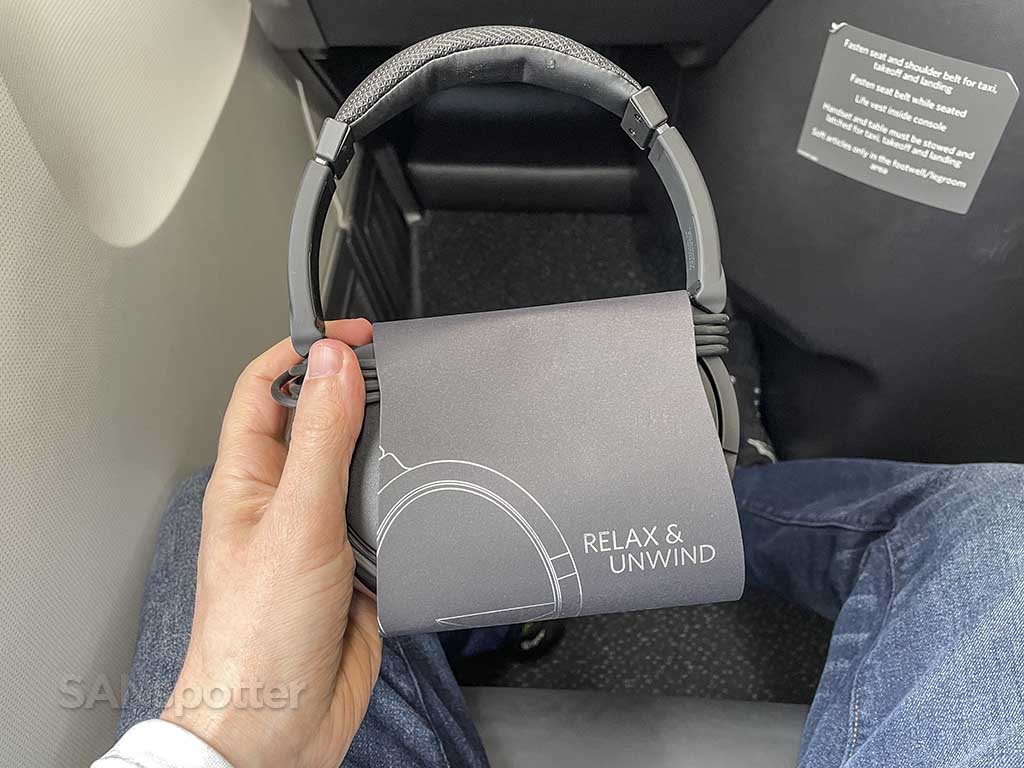 Delta one noise canceling headphones