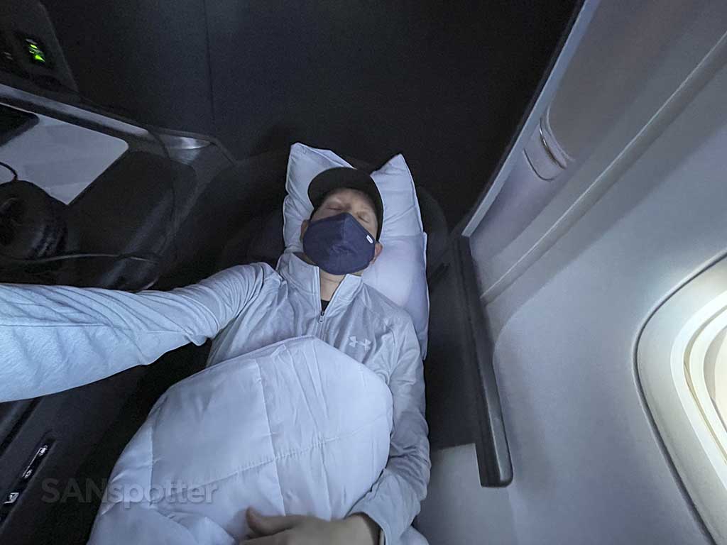 Delta one 767-400 lie flat seat