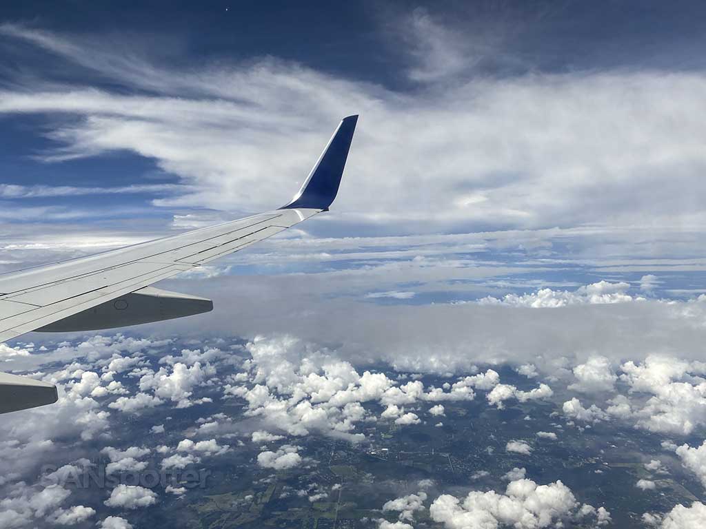 Delta 737-800 wing and winglet