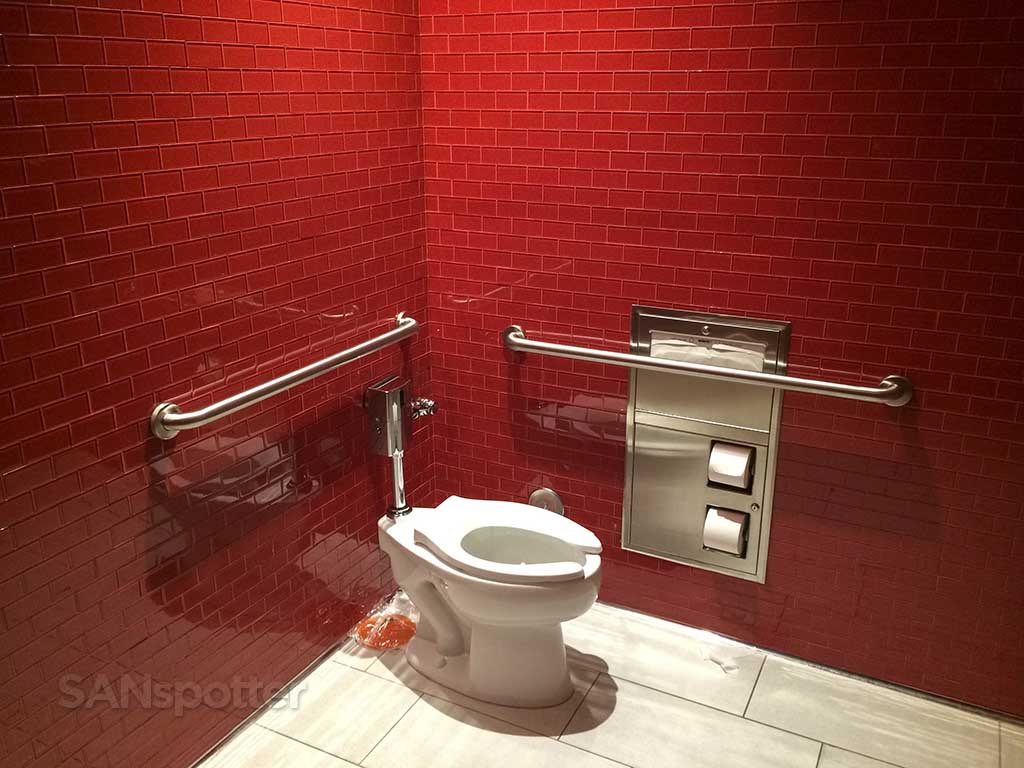 Delta Sky Club San Diego airport toilets