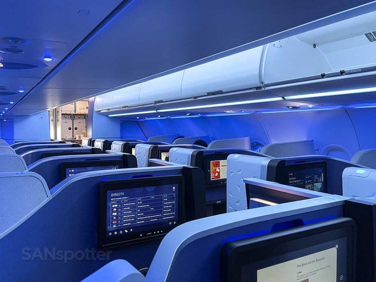 Jetblue mint suites cabin