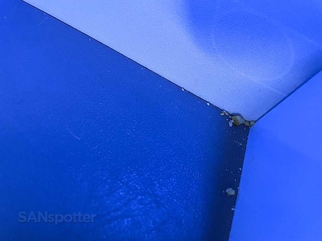 Dirty jetblue mint seat
