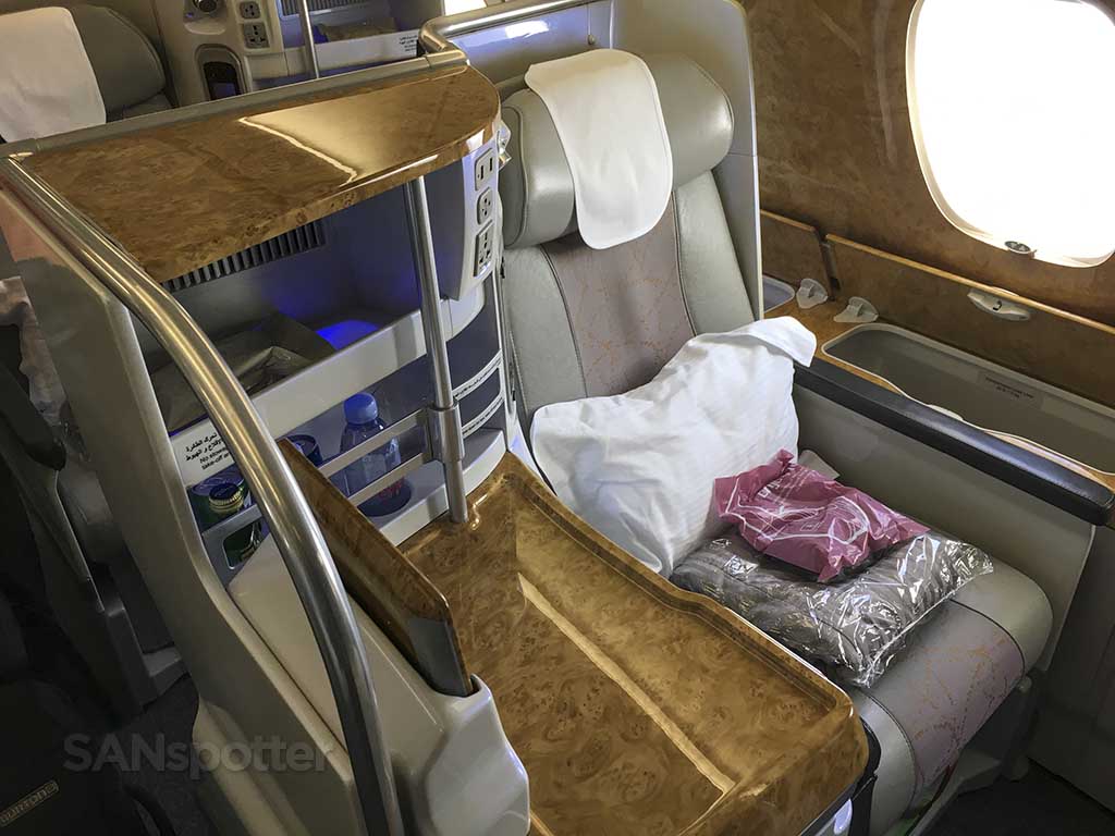 Emirates business class seat 