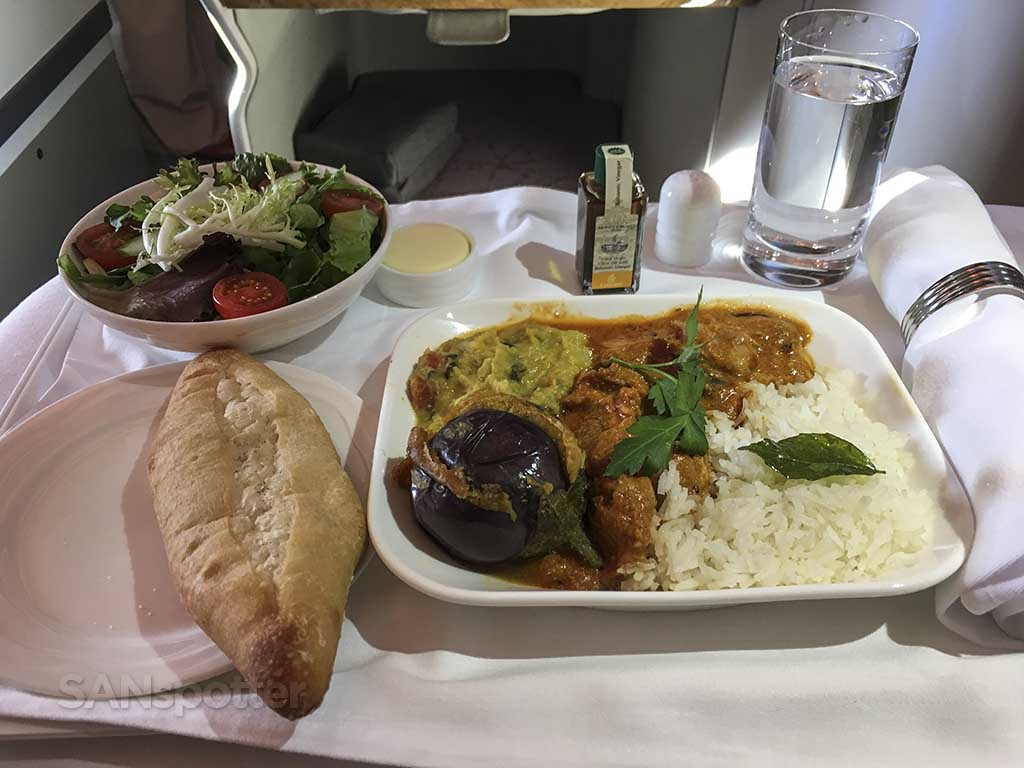 Emirates business class food