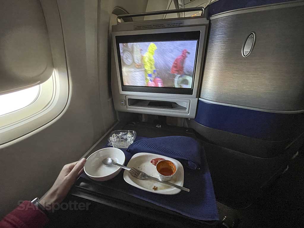 Eating food in United business class