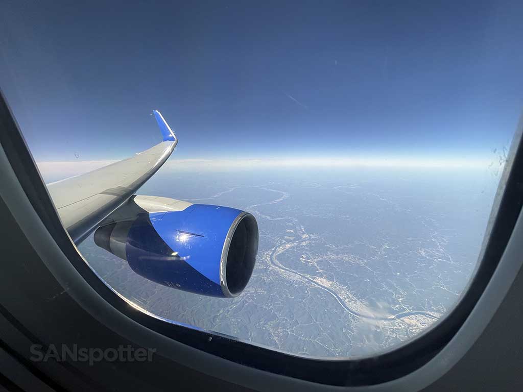 Starting descent into IAD