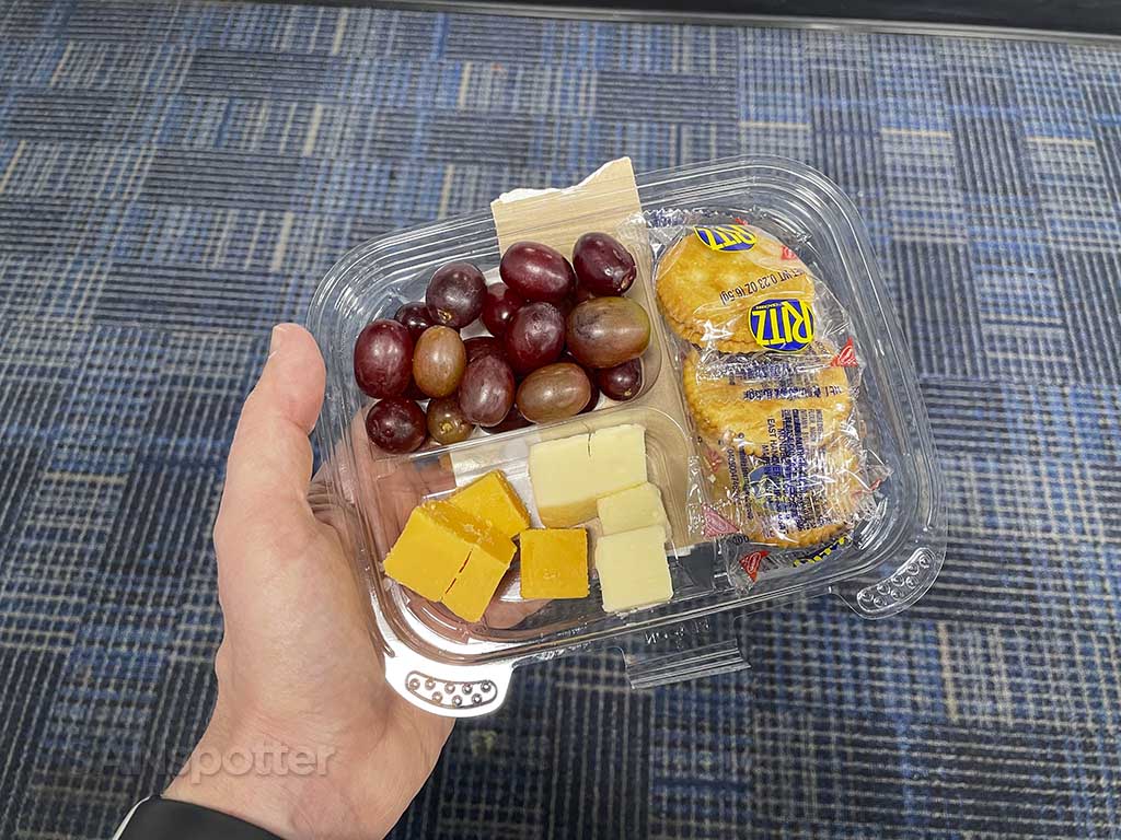  Dulles airport breakfast 