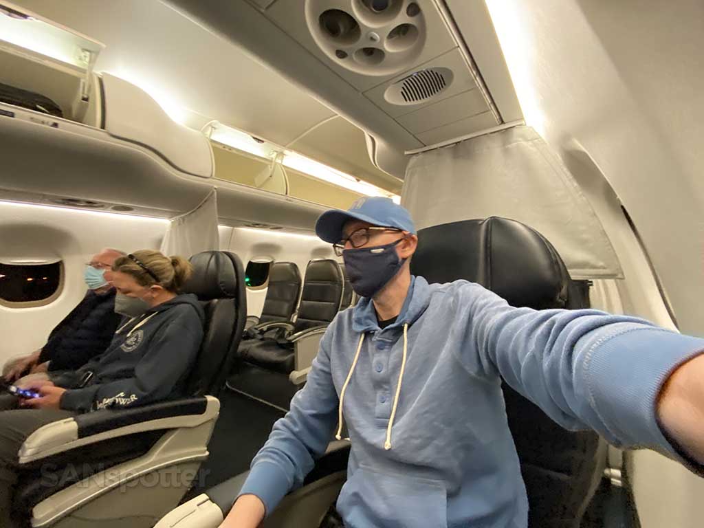 SANspotter selfie Alaska airlines embraer 175 first class review 