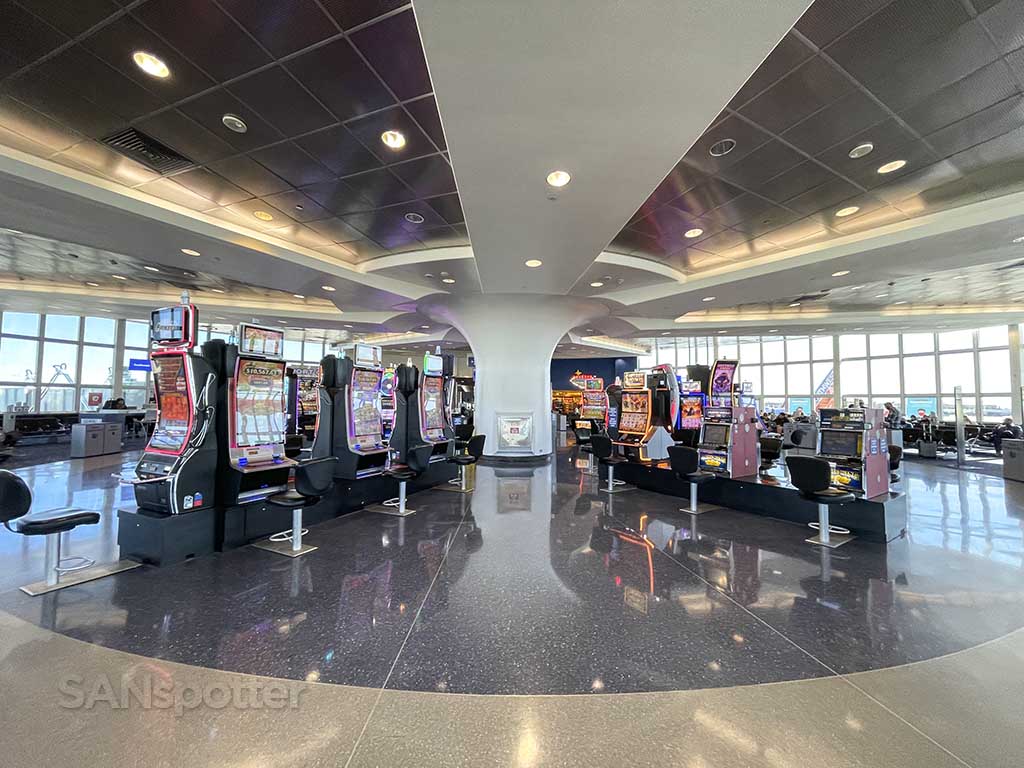 Las Vegas airport gaming