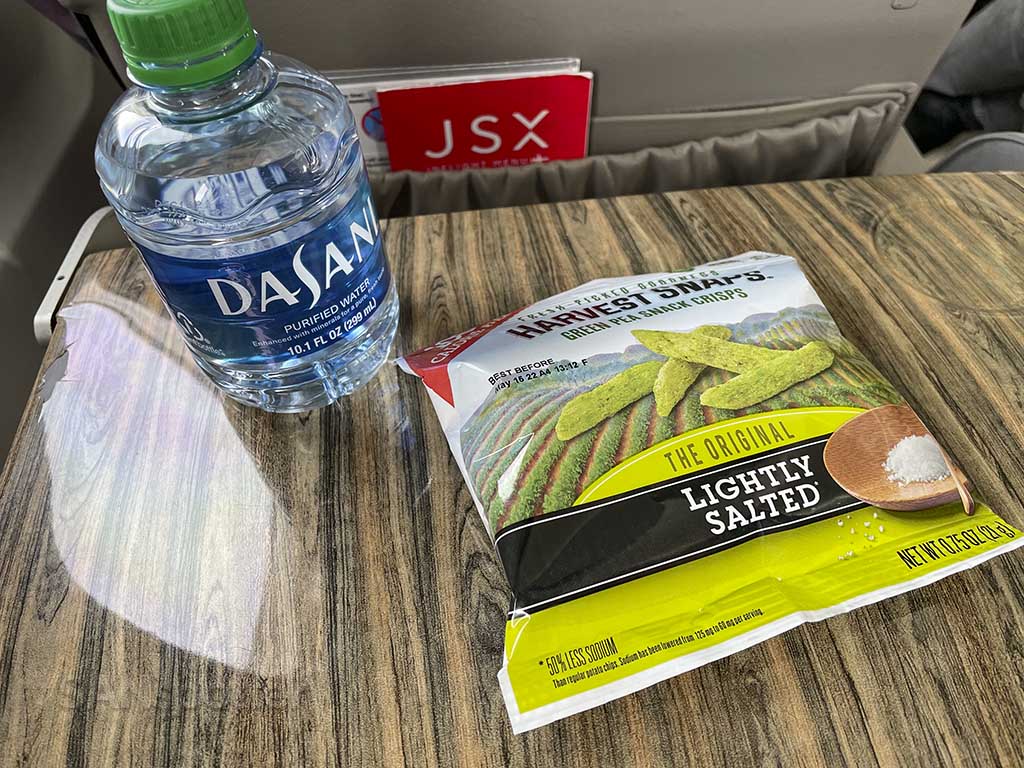 JSX airlines food