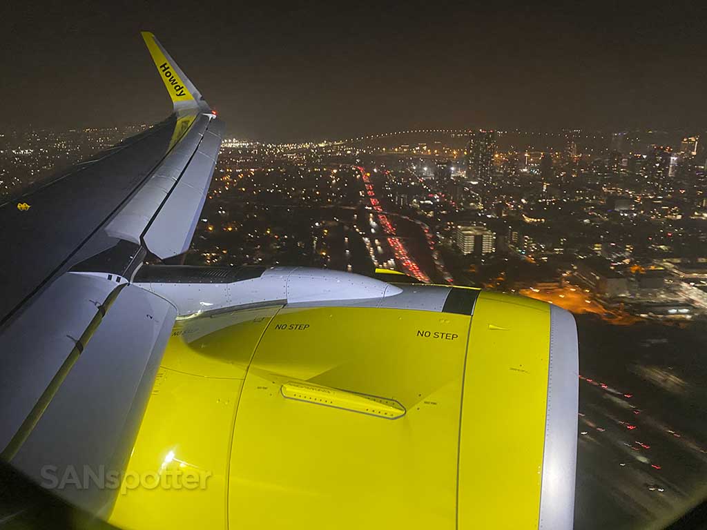 Spirit airlines landing in San Diego