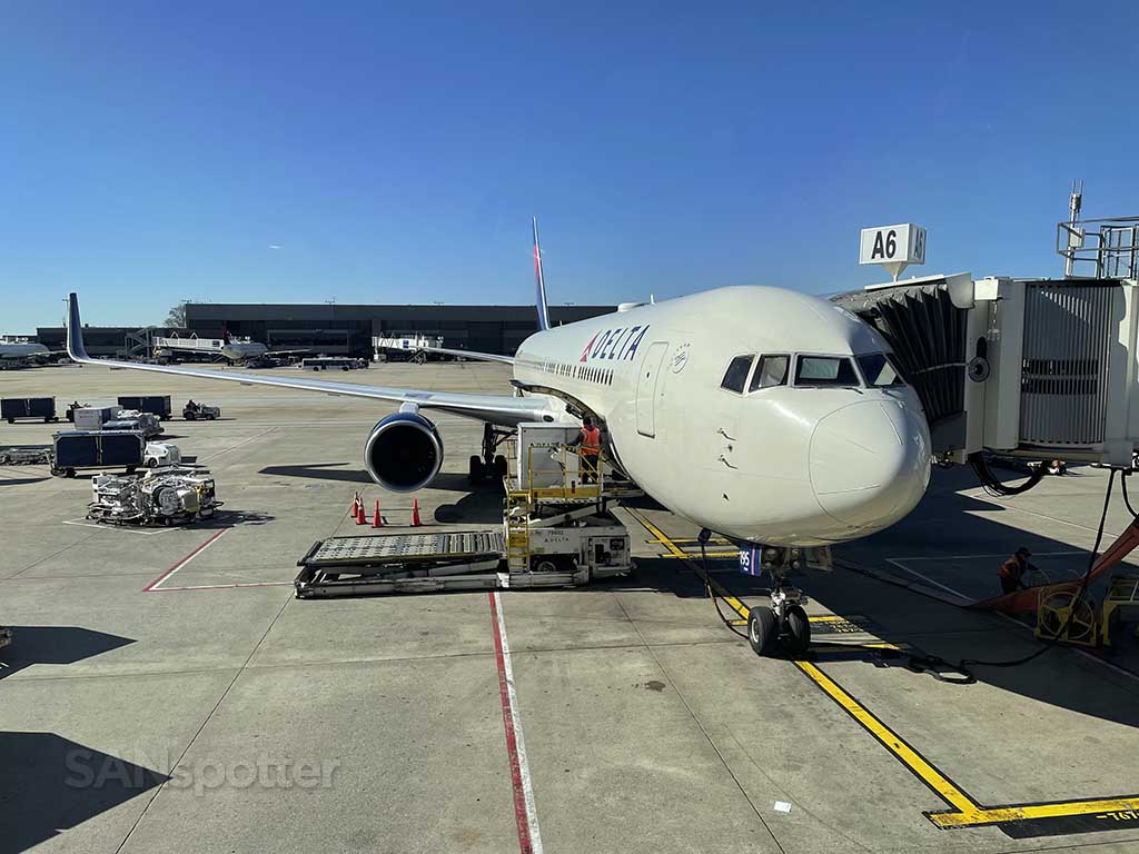 Delta 767-300 N195DN ATL