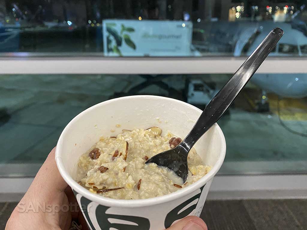 Starbucks oatmeal San Diego airport 