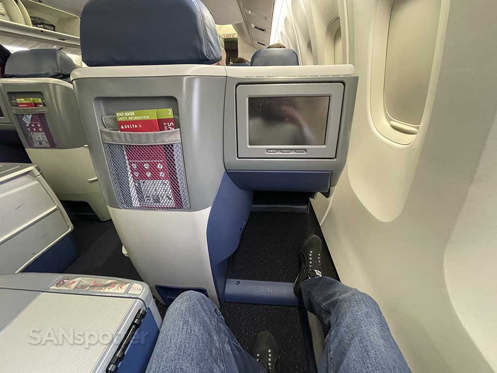 Old first class seats delta 767-300