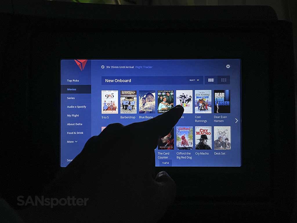 Delta 767-300 first class video screen problems