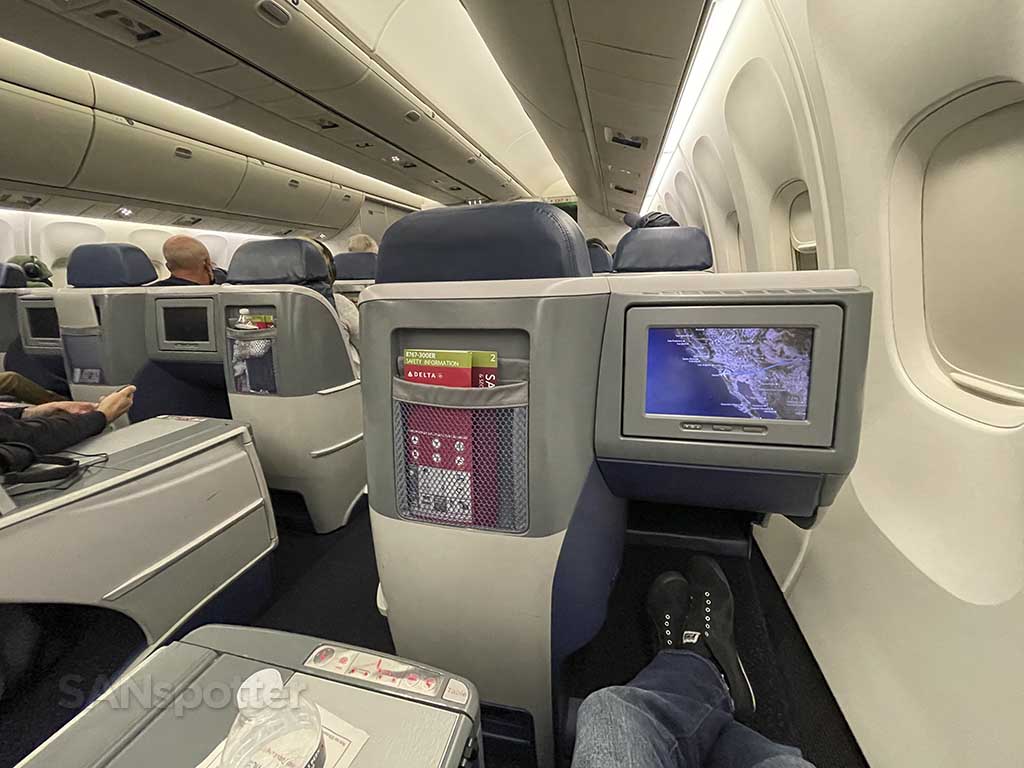 Delta 767 300 First Class Review Old