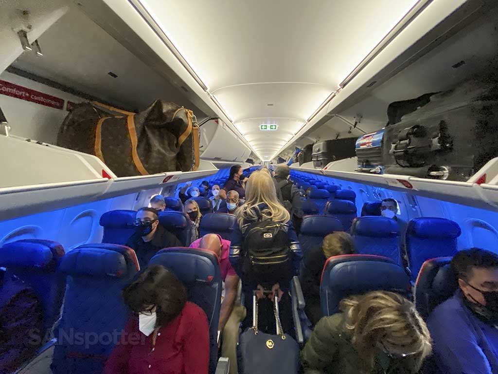 Delta A321 comfort plus cabin 