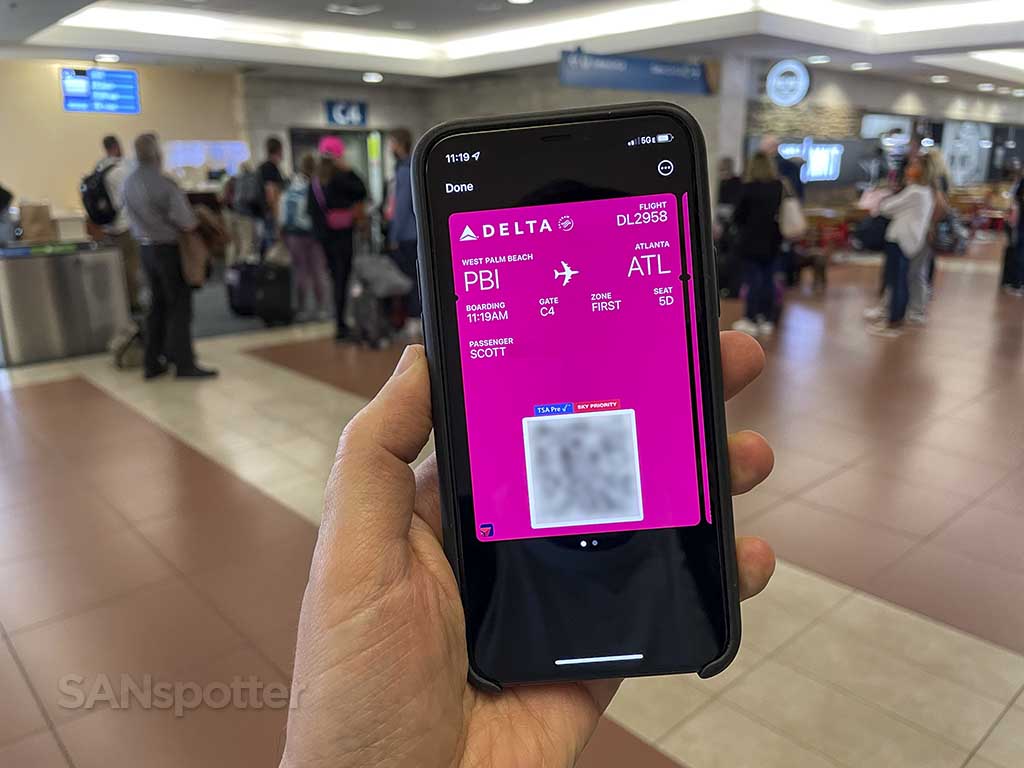 Pink delta first class mobile boarding pass 