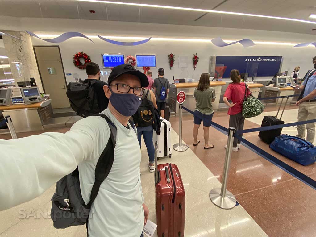 SANspotter selfie delta first class check in west palm beach airport 
