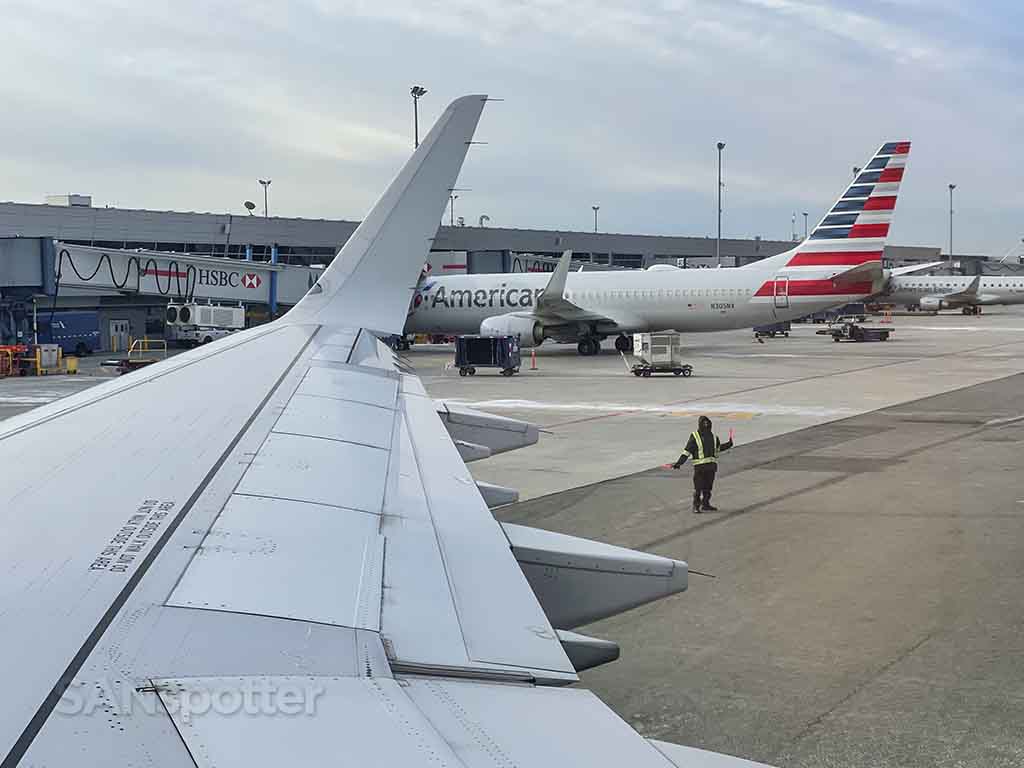 American Airlines a321 pushback from gate JFK