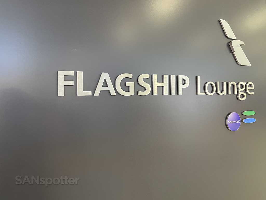 American Airlines flagship lounge logo