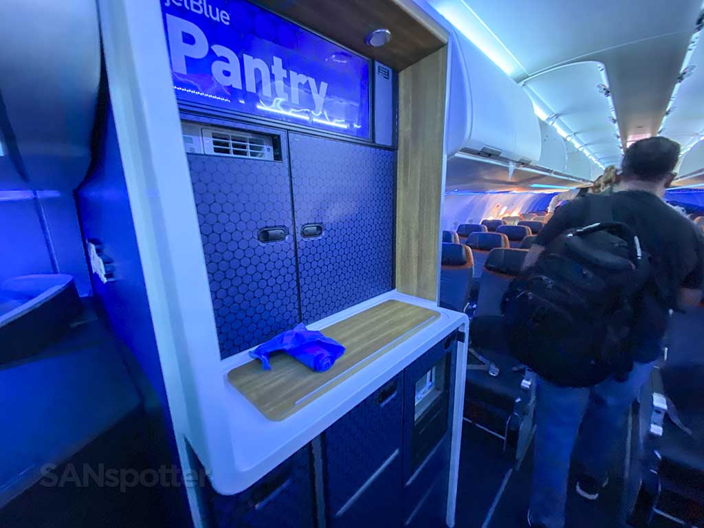 Jetblue A321neo pantry 