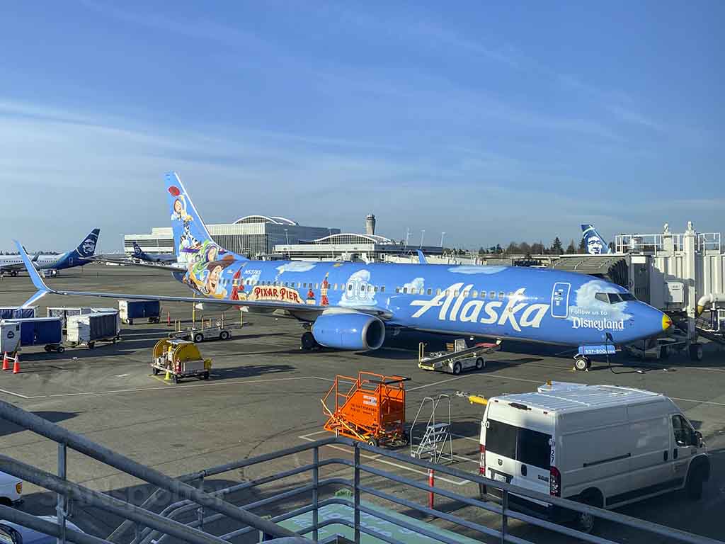 Alaska airlines Disneyland livery