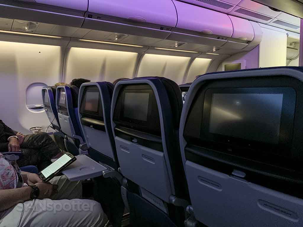 Hawaiian airlines economy class seats