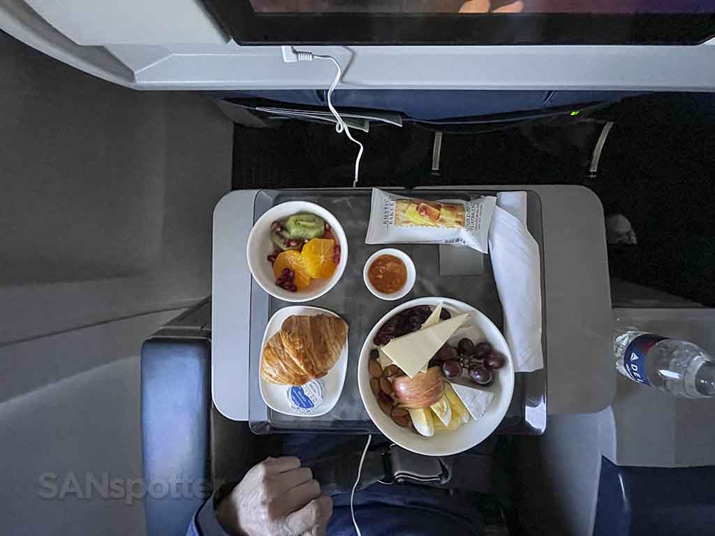 Real food in delta first class