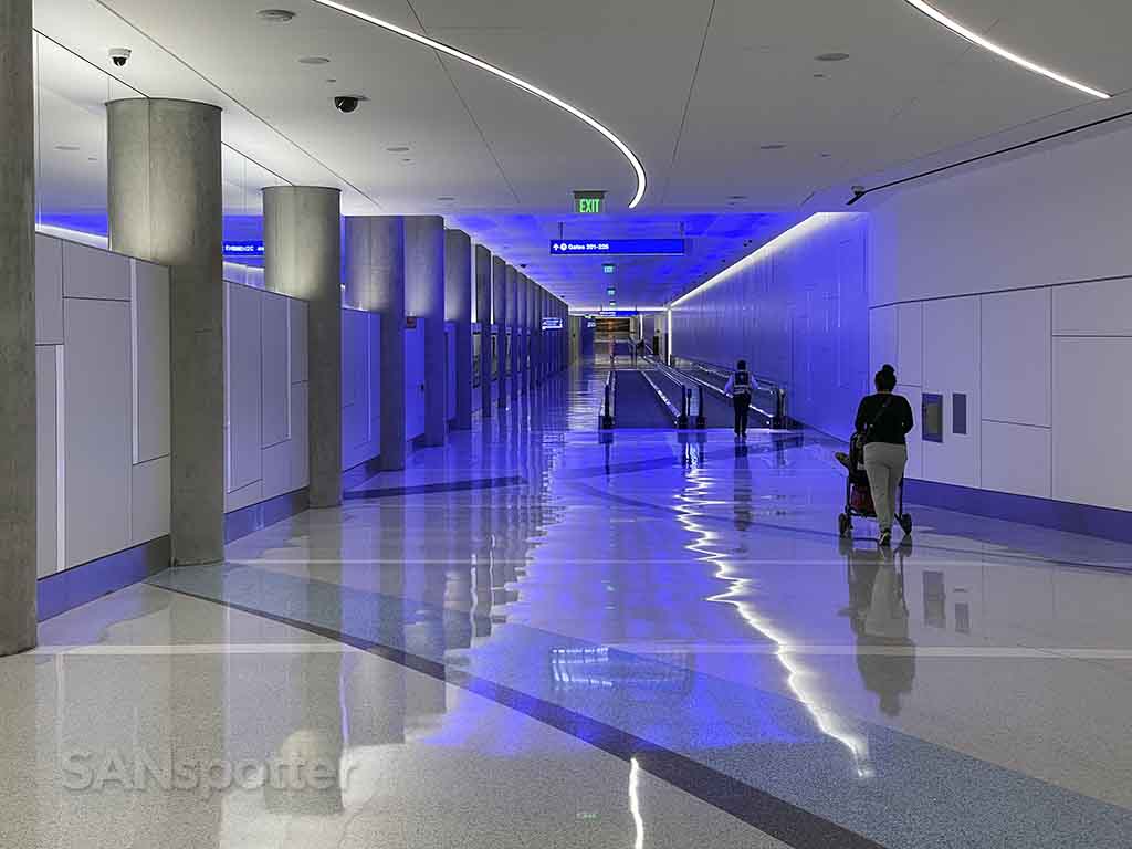 underground walkway connecting the west gates to the east gates of the Tom Bradley International Terminal