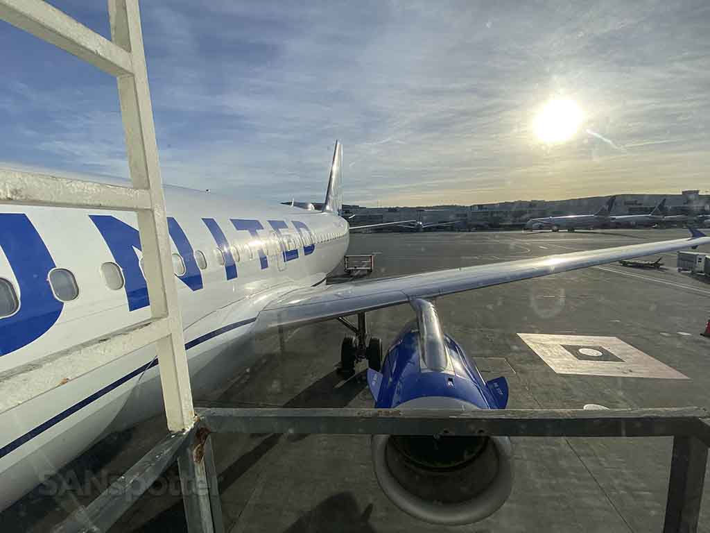 United a319 parked at gate F14 SFO