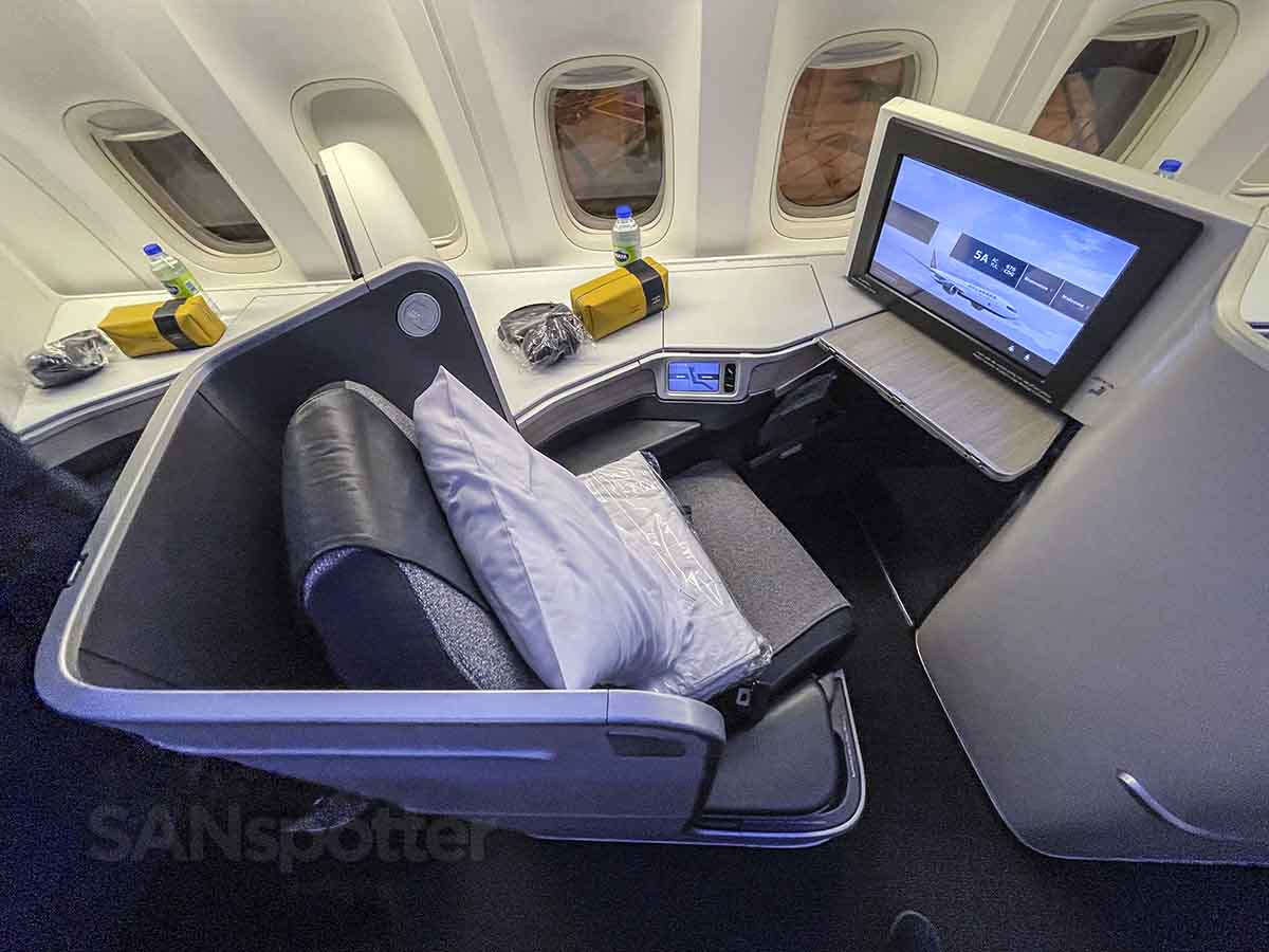 Air Canada 777-300 business class seat