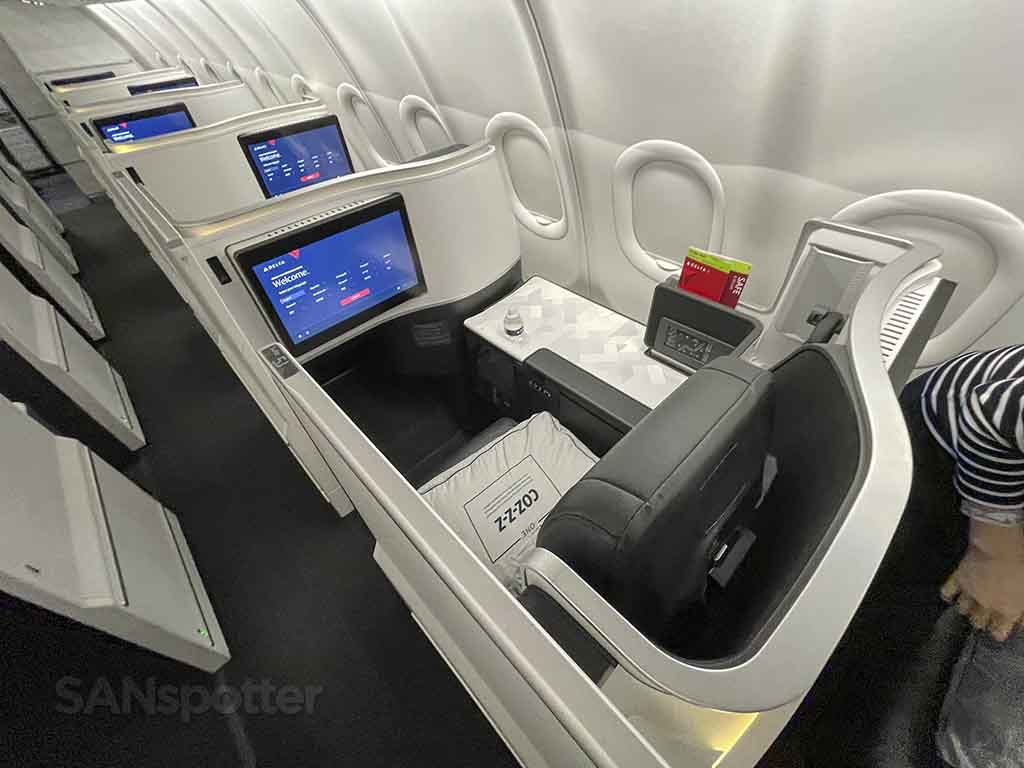 A330-900 delta one window seats